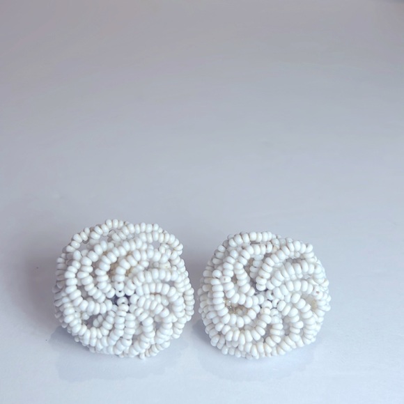 Vintage 1950’s Large Seed Bead Earrings, 1.5”, Screw On, Granny Cottage Core - Picture 1 of 4